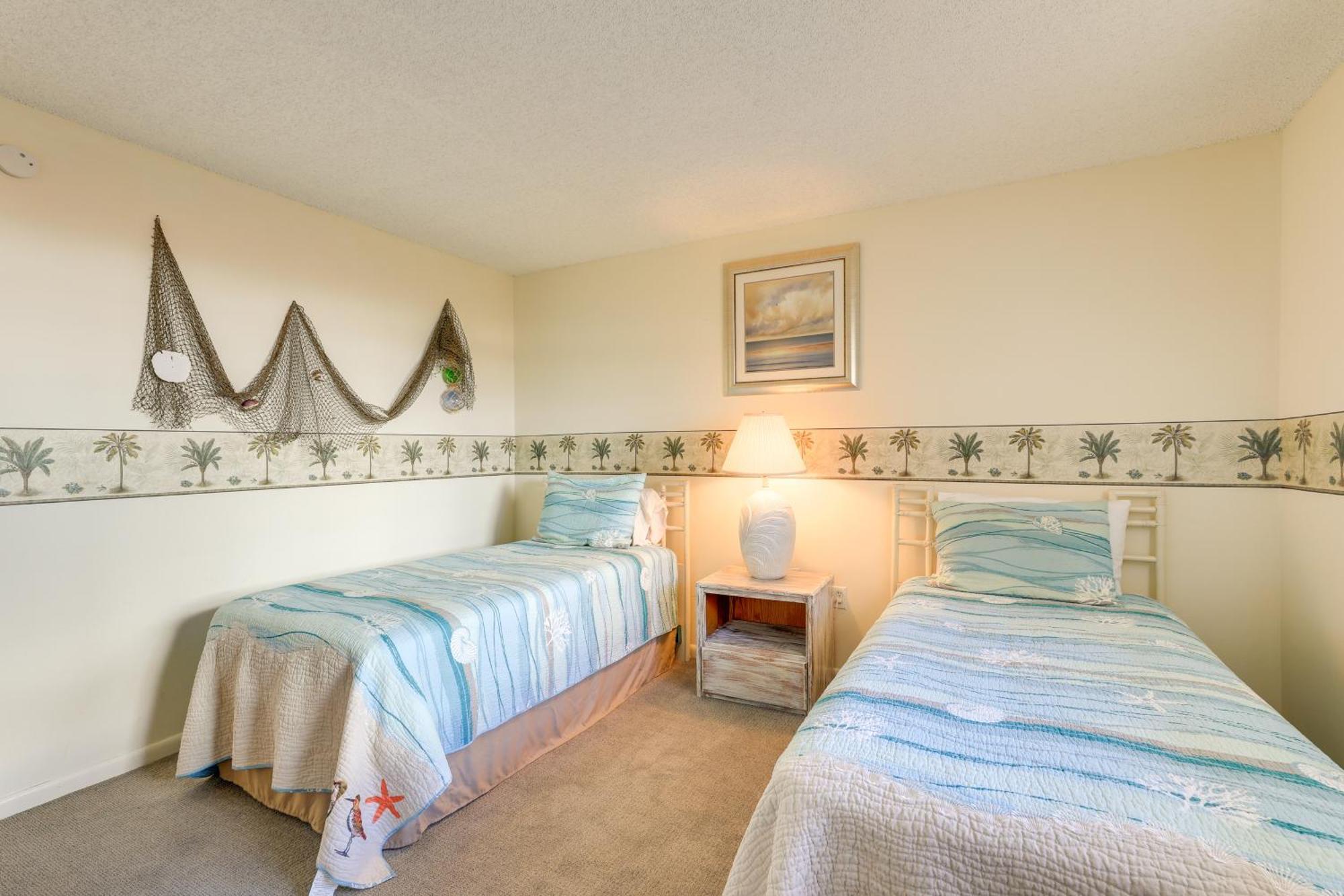 Central Cocoa Beach Condo With View, Steps To Beach! Exteriér fotografie
