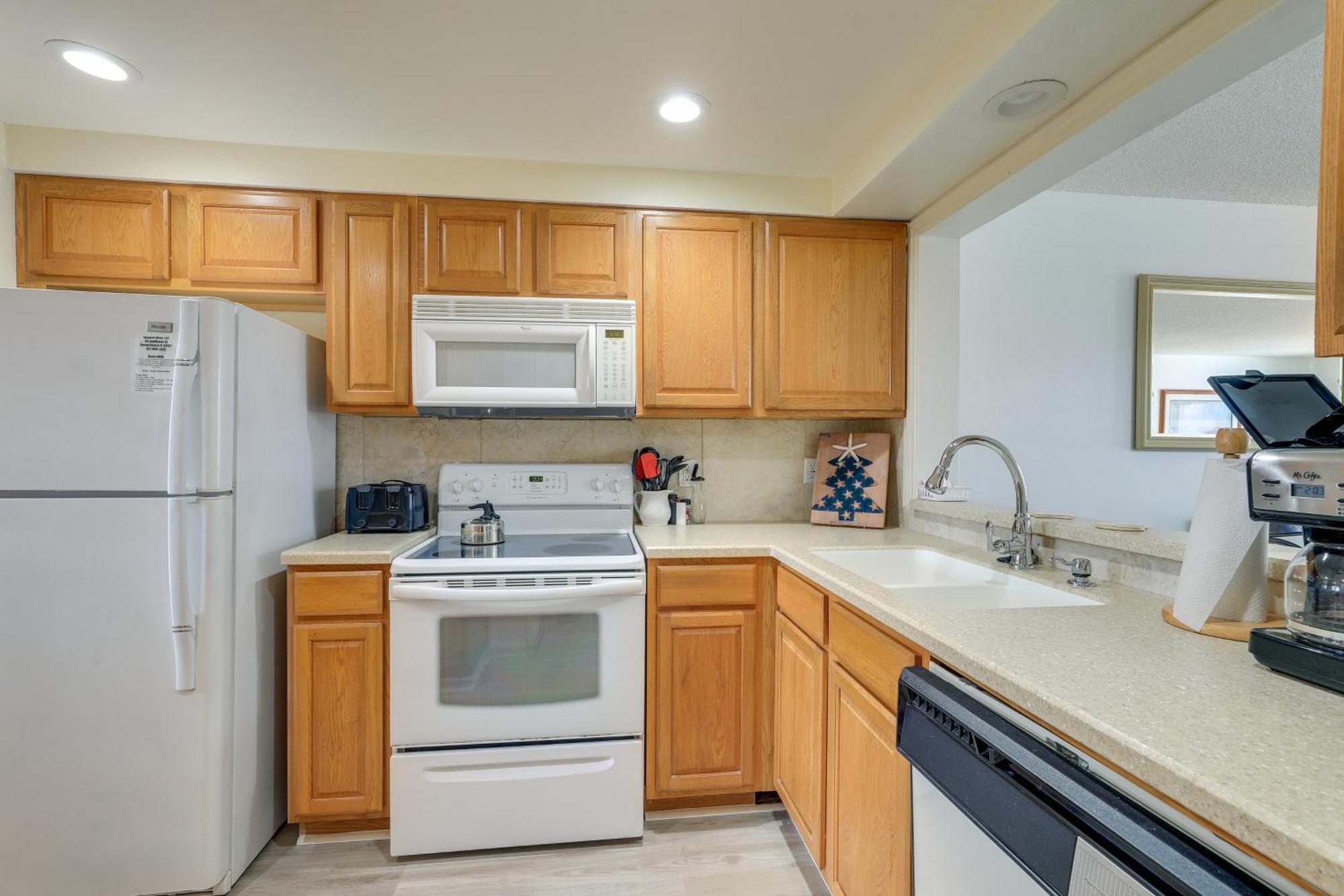 Central Cocoa Beach Condo With View, Steps To Beach! Exteriér fotografie