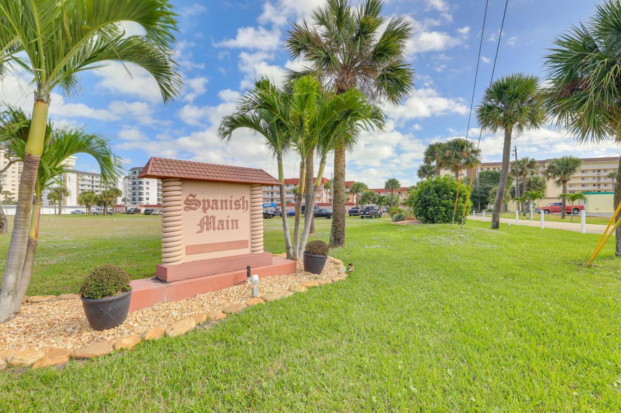 Central Cocoa Beach Condo With View, Steps To Beach! Exteriér fotografie